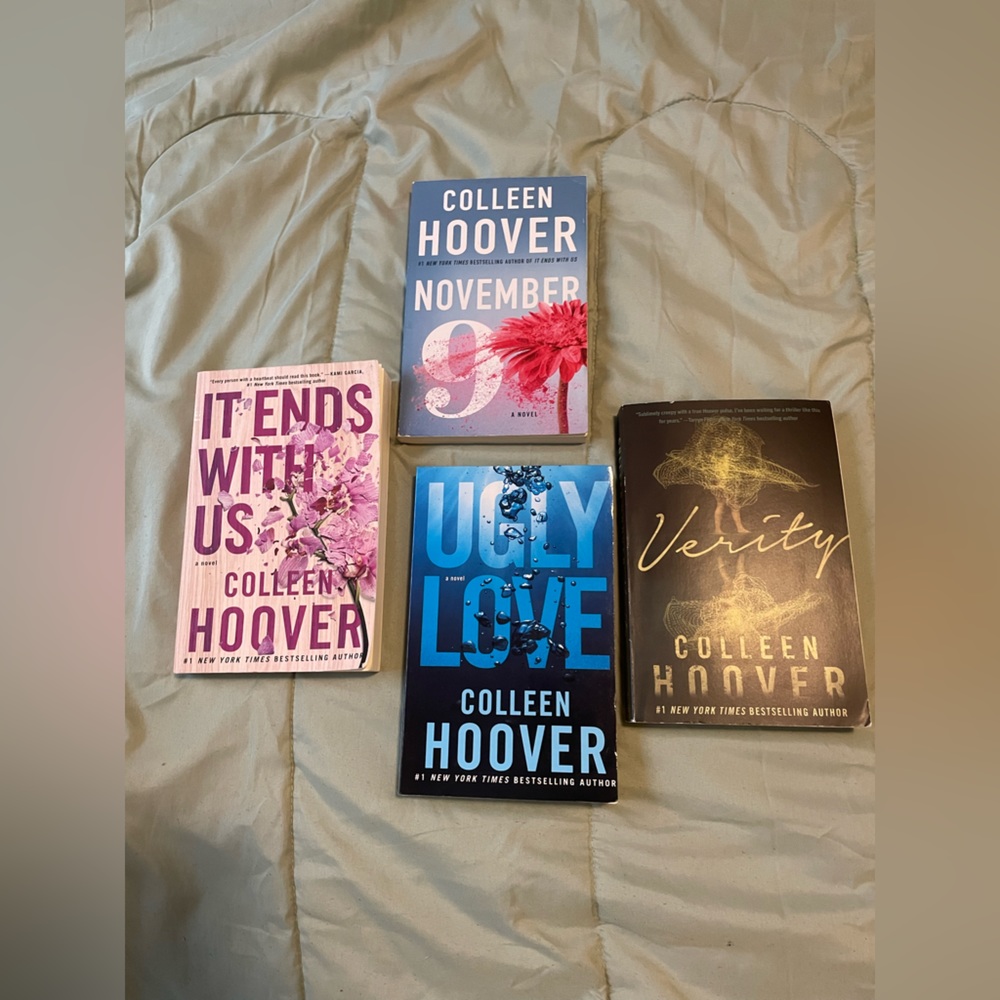 Colleen Hoover Book Bundle: 4 Books.